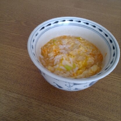 えのきも加えて。チャチャッと簡単にできました。キムチと味噌でコクが出て美味しかったです。一人ランチしました。